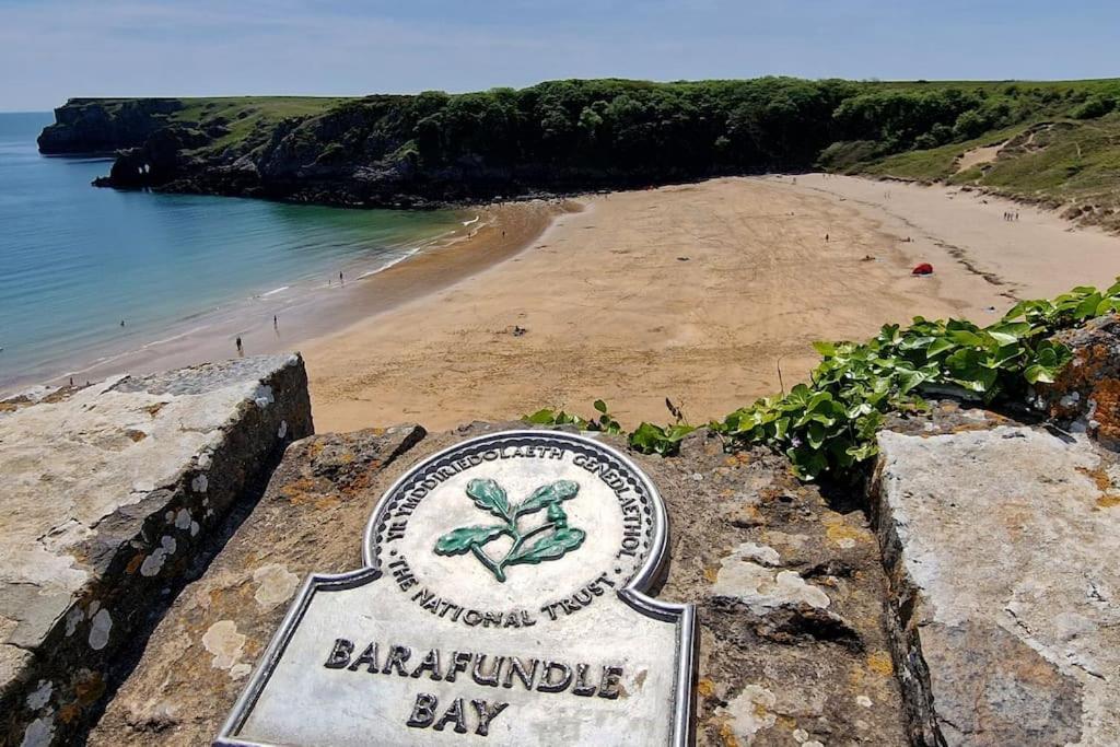 Sea View Luxury 5 Star Cottage Near Milford Marina Milford Haven Luaran gambar